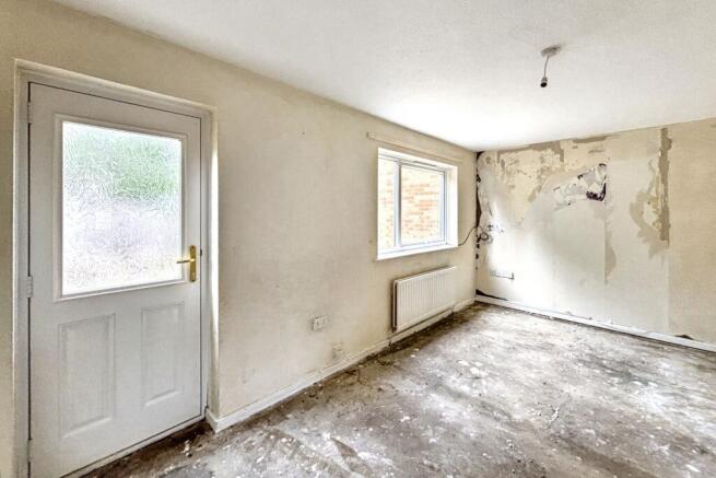 47 Shelley Grove, Bradford, West Yorkshire, BD8 0JZ