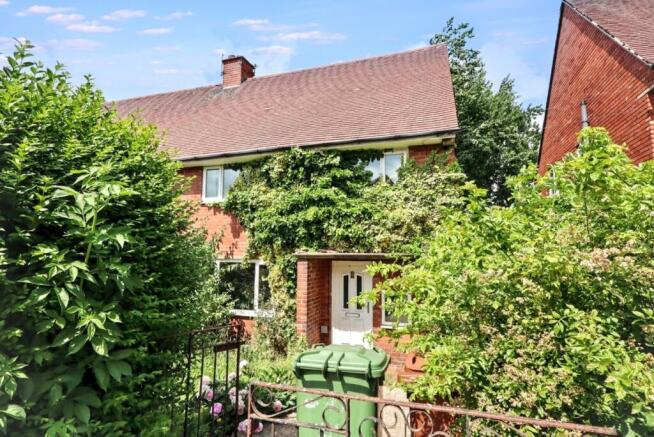 97 Princess Avenue, South Elmsall, Pontefract, WF9 2QX