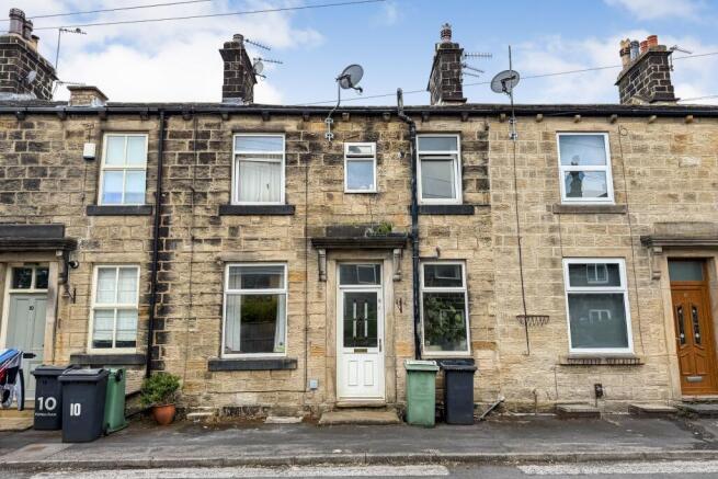 8 Victoria Place, Yeadon, Leeds, LS19 7HG