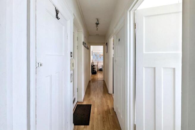 12a Cintra Court, Patterson Road, London SE19 2LB