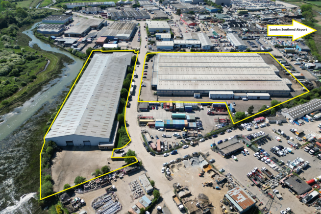 1 & 2 Rochehall Way, Purdeys Industrial Estate, Rochford, Essex, SS4 1JU
