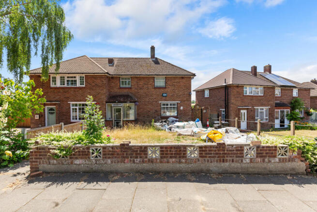 100 Crockenhill Road, Orpington, Kent, BR5 4DG