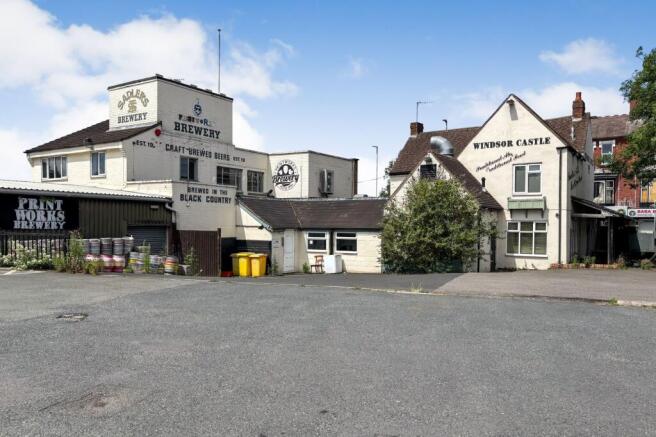 The Windsor Castle, 7 Stourbridge Road, West Midlands, DY9 7DG