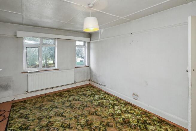 77/79 Tavistock Avenue, St. Albans, Hertfordshire, AL1 2NL