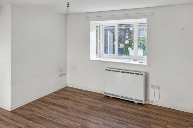 135 Chestnut Road, Vange, Basildon, Essex, SS16 4TD