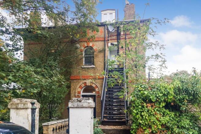 237C Burrage Road, Plumstead, London SE18 7JW