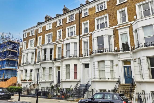 27E St James Gardens, London, W11 4RE