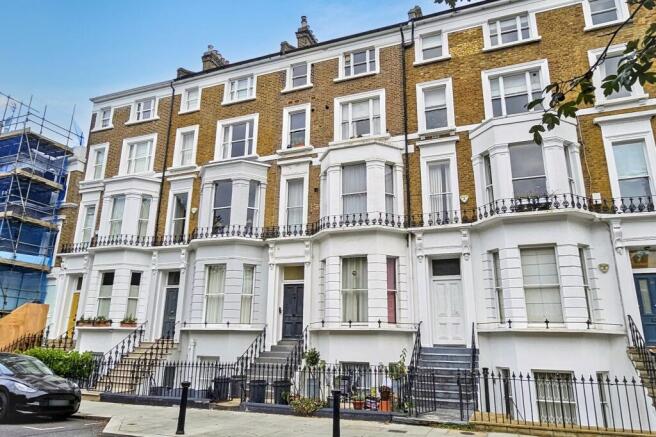 27E St James Gardens, London, W11 4RE
