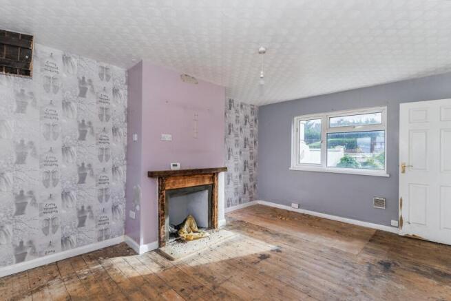 38 Highfield, Woodford, Kettering, NN14 4HD