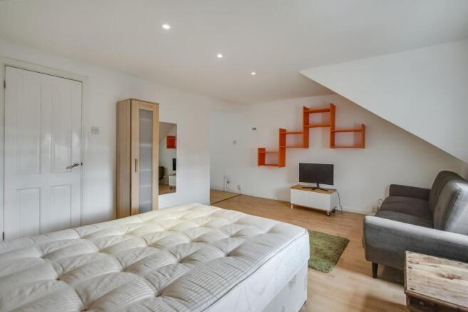 35C Grove Hill Road, Camberwell, London, SE5 8DF