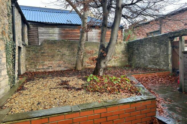 Flat C, 23 Horsemarket, Barnard Castle, County Durham DL12 8LX