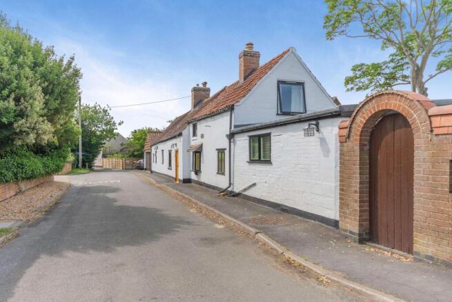 6 Dickmans Lane, Melton Mowbray, Leicestershire, LE14 4BG