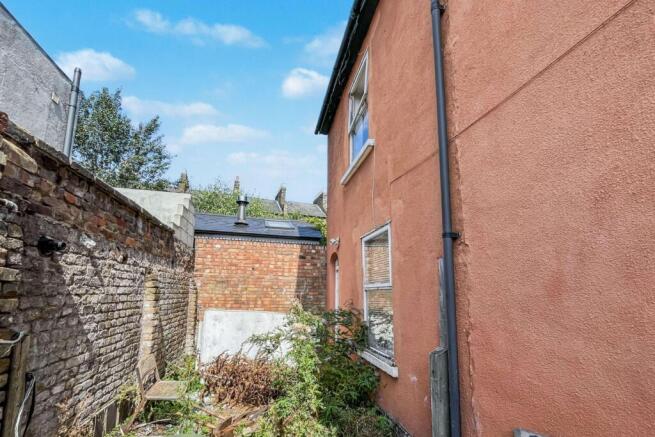 351b Wandsworth Road, Battersea, London SW8 2JH