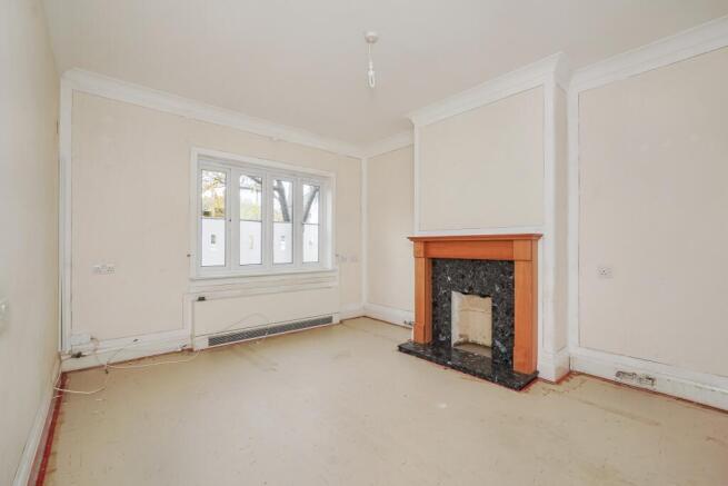 7 Greyhound Chase, Ashford, Kent, TN23 5LL