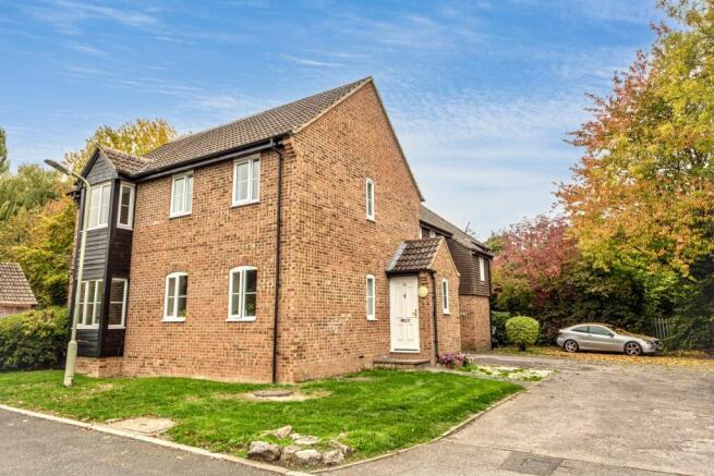 18 Wessex Close, Hungerford, Berkshire, RG17 0NT