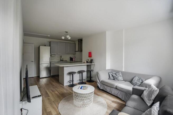 Flat 14, Albert Starr House, Haddonfield Estate, Bush Road, Surrey Quays, London SE8 5AS