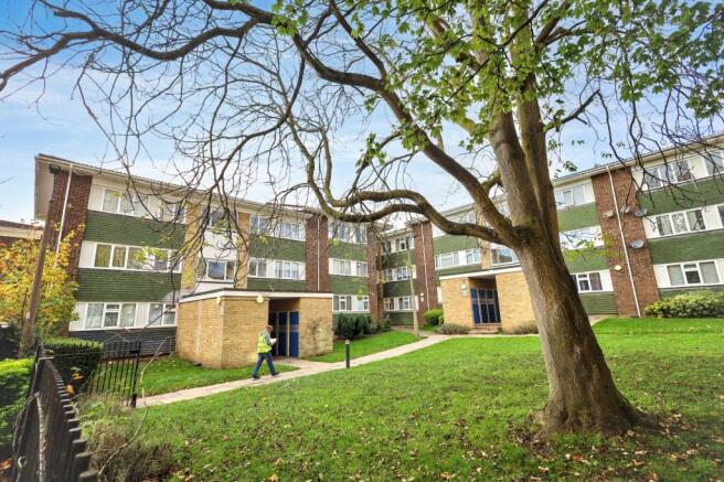 64 Barnes Wallis Court, Barnhill Road, Wembley HA9 9DW