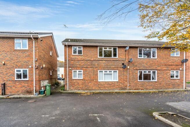 12 Bernard Court, Vale Road, Camberley GU15 3AY