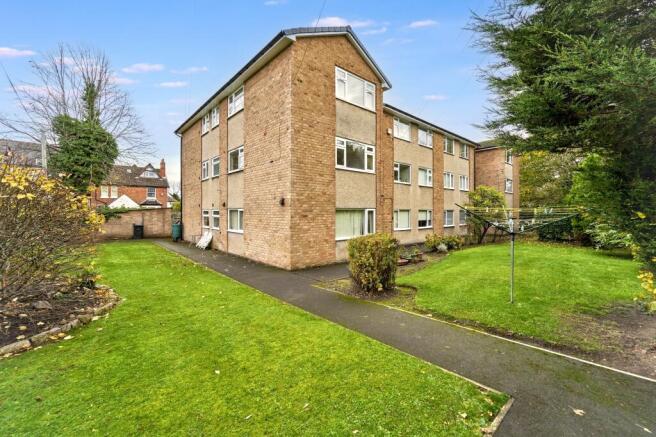 Flat 11, Lyndon House, 2 Conifer Drive, Birmingham B31 2HX