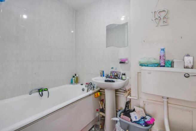 114 Jersey House, 2 Eastfield Road, Enfield, Middlesex, EN3 5UY