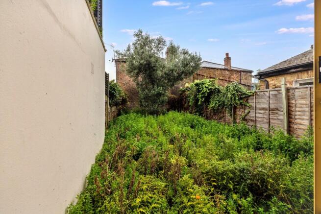 74 Lyal Road, Bow London E3 5QQ