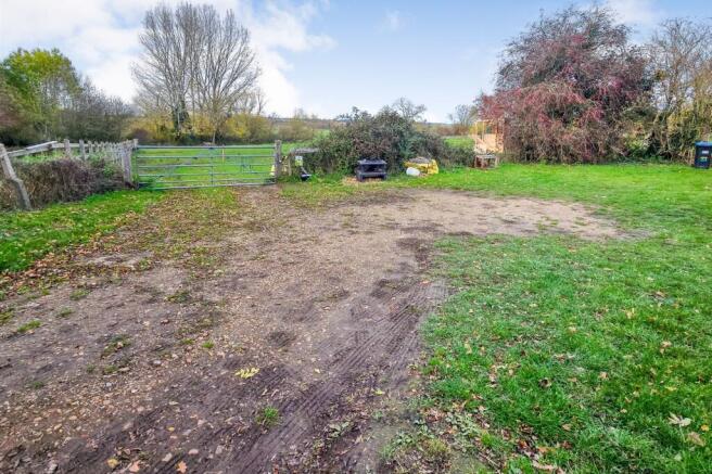 Land to the North and West of 19 Filgrave to A509, Filgrave, Milton Keynes MK16 9ET