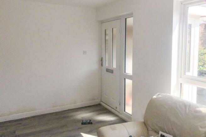 241 Gunville Road and associated land, Newport, Isle of Wight, PO30 5LU