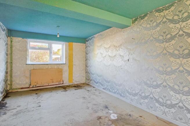 242 Pilgrims Way, Andover, SP10 5HU