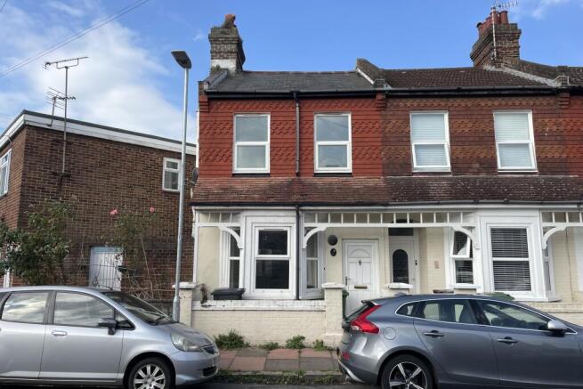 6 Winchcombe Road, Eastbourne, East Sussex, BN22 8DE