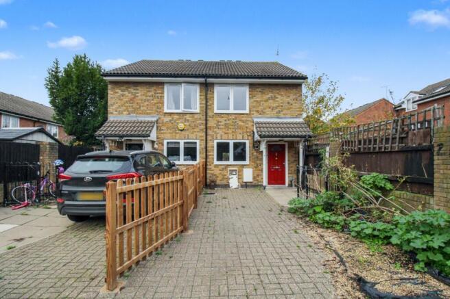 21 Omnibus Way, Walthamstow, London E17 4QE