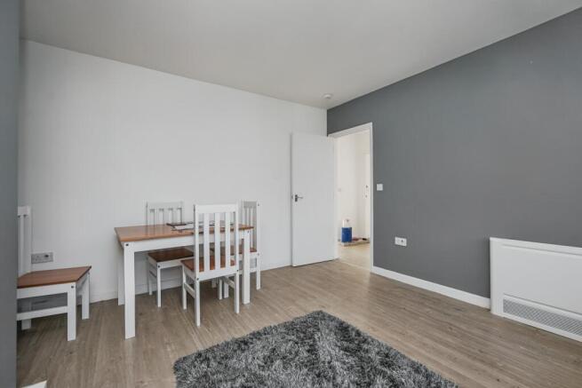 13 Meadowbrook Road, Ashford, Kent, TN24 9AZ