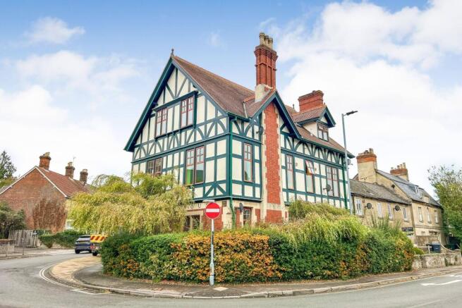 1-6 West End House, Marshfield Road, Chippenham, SN15 1JZ