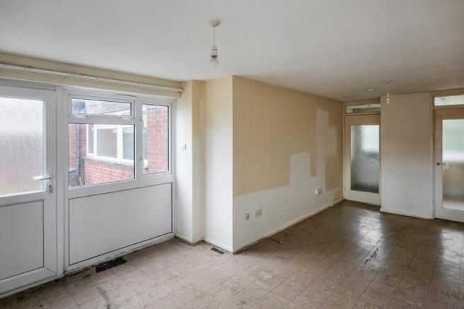 3 Ogilvie Square, Calne, Wiltshire, SN11 8NS