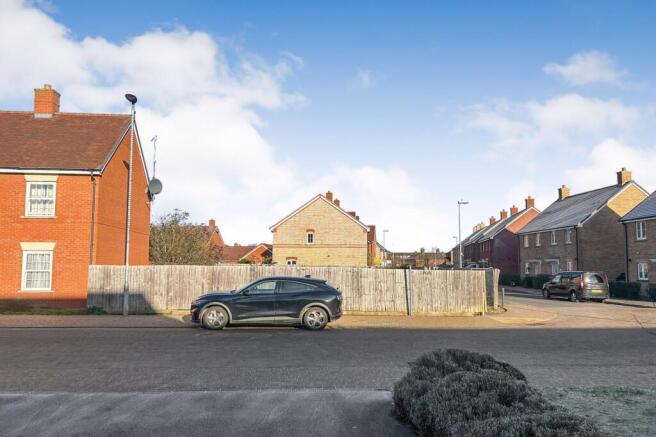 Land opposite Stotfold Library, Valerian Way, Stotfold, SG5 4NL