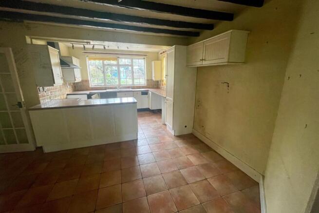 Woodgate, London Road, Epsom, Surrey, KT17 2BB