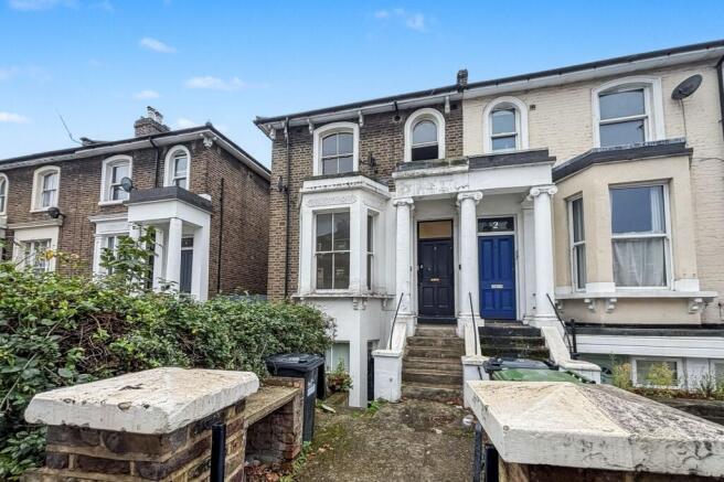 4B Askew Road, London W12 9BH