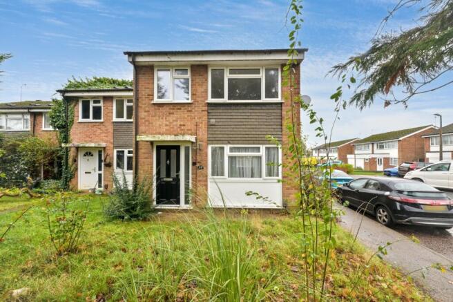 24 Milton Dene, Hemel Hempstead, HP2 7PE