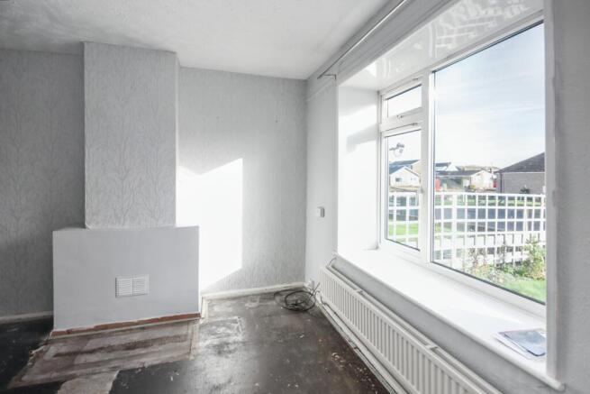 77 Harris Crescent, Needingworth, St. Ives, Cambridgeshire PE27 4TE