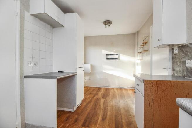 14 Heddon Walk, Hawkshead, Bradford, West Yorkshire, BD5 0TE