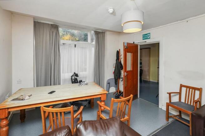 4 Antrim Grove, Belsize Park, London NW3 4XR