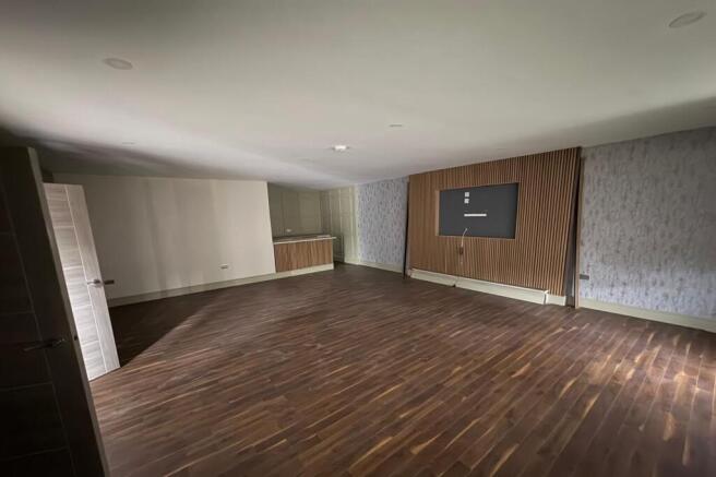 The Beeches, 26 Whalley Road, Wilpshire, Blackburn, BB1 9JT