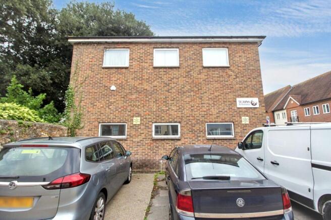 Barford House, The Hornet, Chichester PO19 7JR