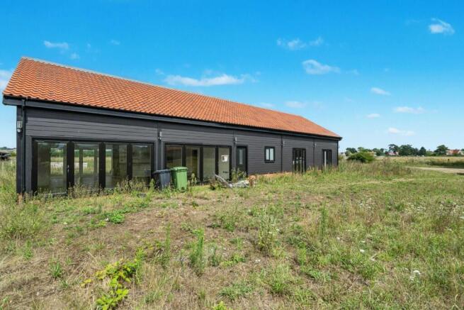 Stonebridge Barn, Church Road, Earsham, Bungay, NR35 2TL