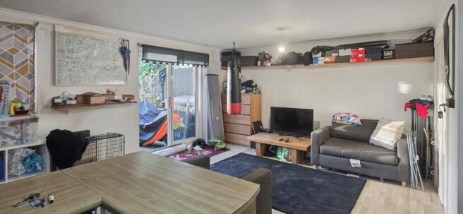 Flat 1, 48 Brooke Avenue, Harrow, Middlesex, HA2 0NF