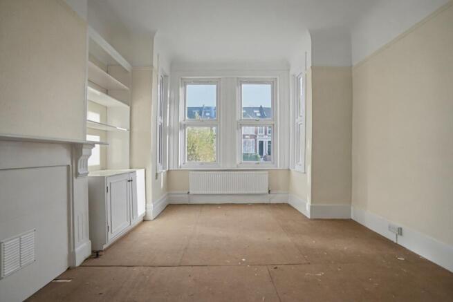 Flat A, 72 Earlsfield Road, Wandsworth, London, SW18 3DN