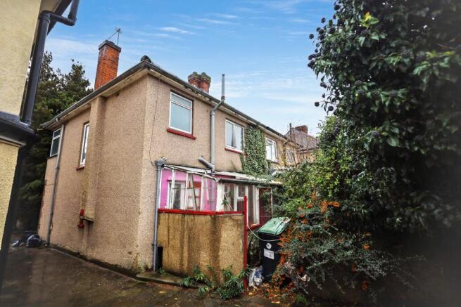 11 Meadway, Enfield, EN3 6NT