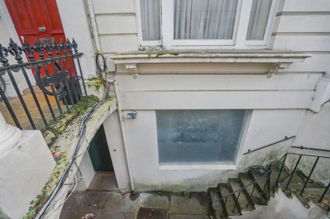 13a Arundel Gardens, Notting Hill, London W11 2LN