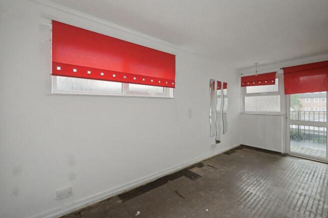 Flat 80 Monks Way, Southampton, SO18 2LP