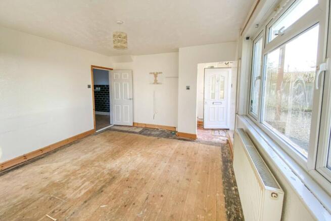 34 Broad Town Road, Broad Town, Swindon SN4 7RB