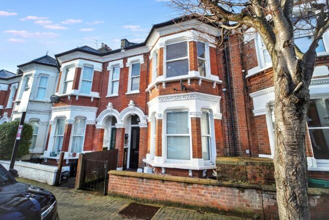 18B Knoll Road, Wandsworth, London, SW18 2DF